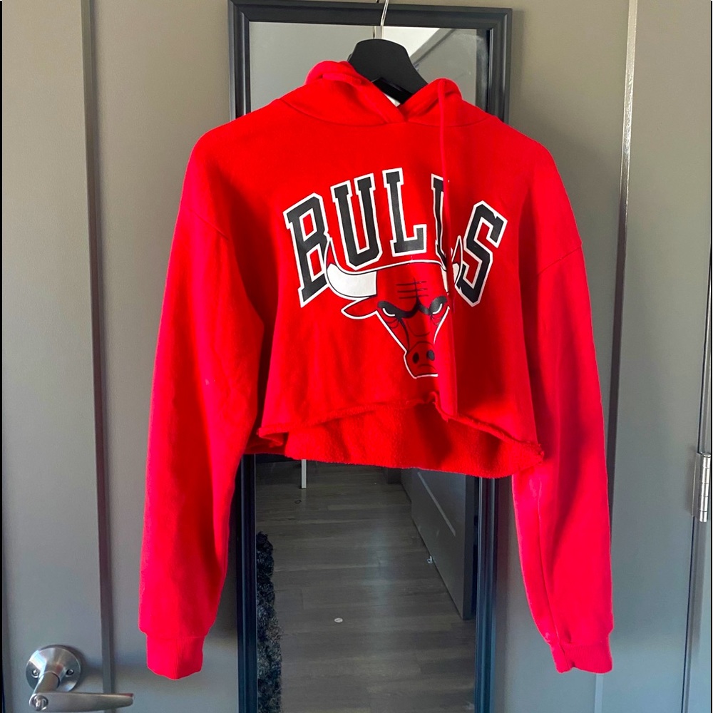 Chicago Bulls Crop Hoodie